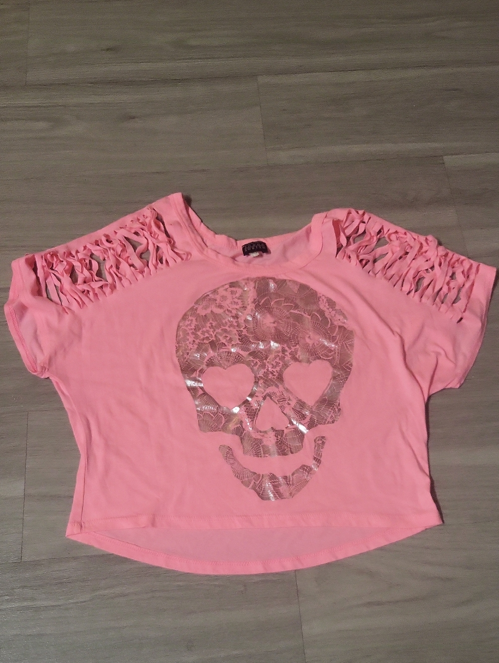 Joyce Leslie Pink Cropped Top with Metallic Skull